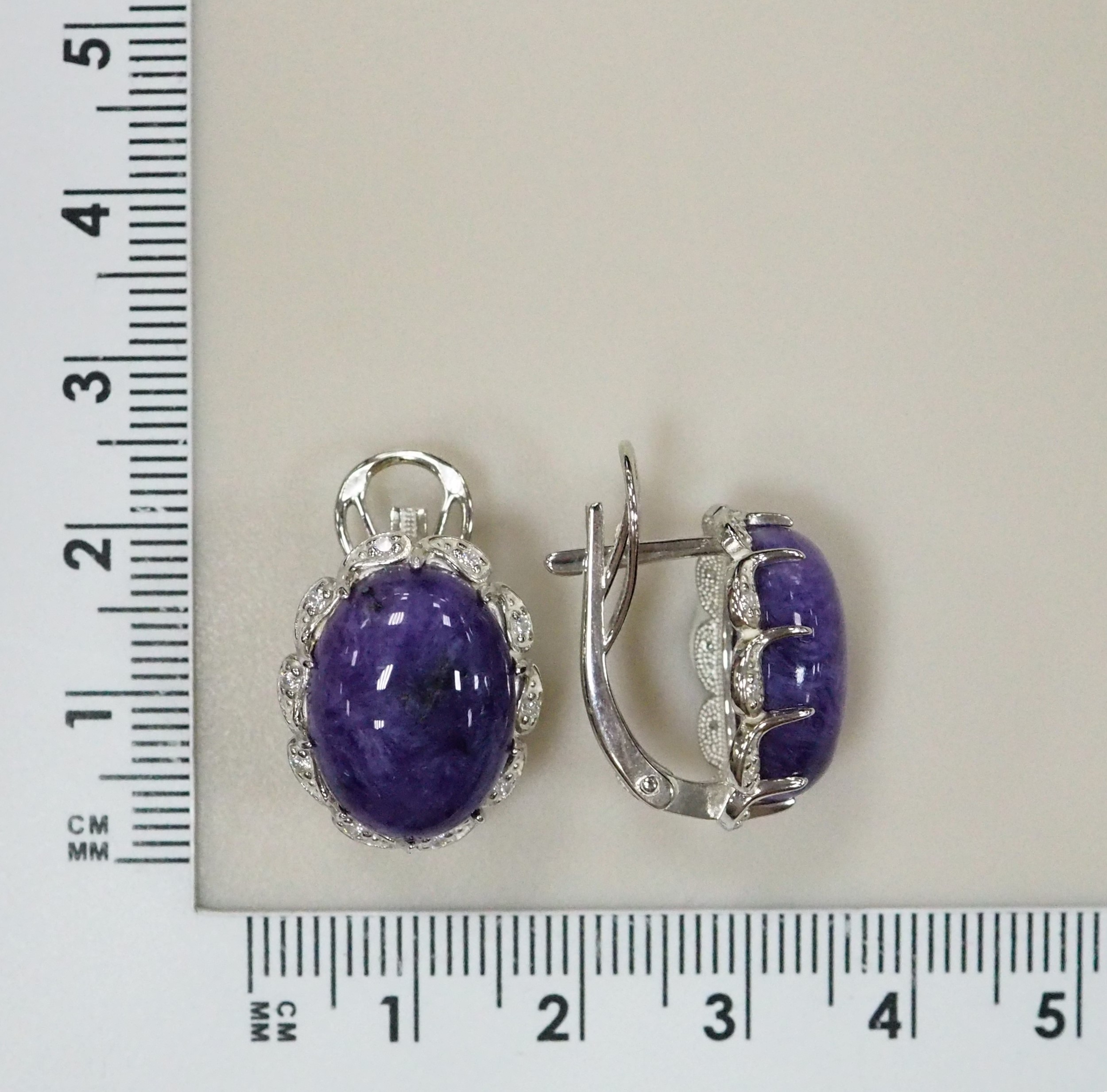 Серебряные серьги с чароитами